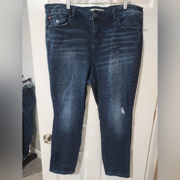 Women's Skinny Jeans in Dark Blue - Picture 1 of 12